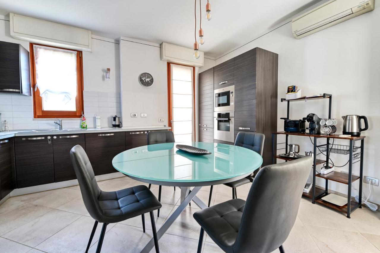 Pearl House - Sirmione Holiday - Jacuzzi Privata 外观 照片