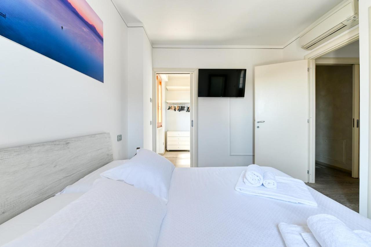 Pearl House - Sirmione Holiday - Jacuzzi Privata 外观 照片